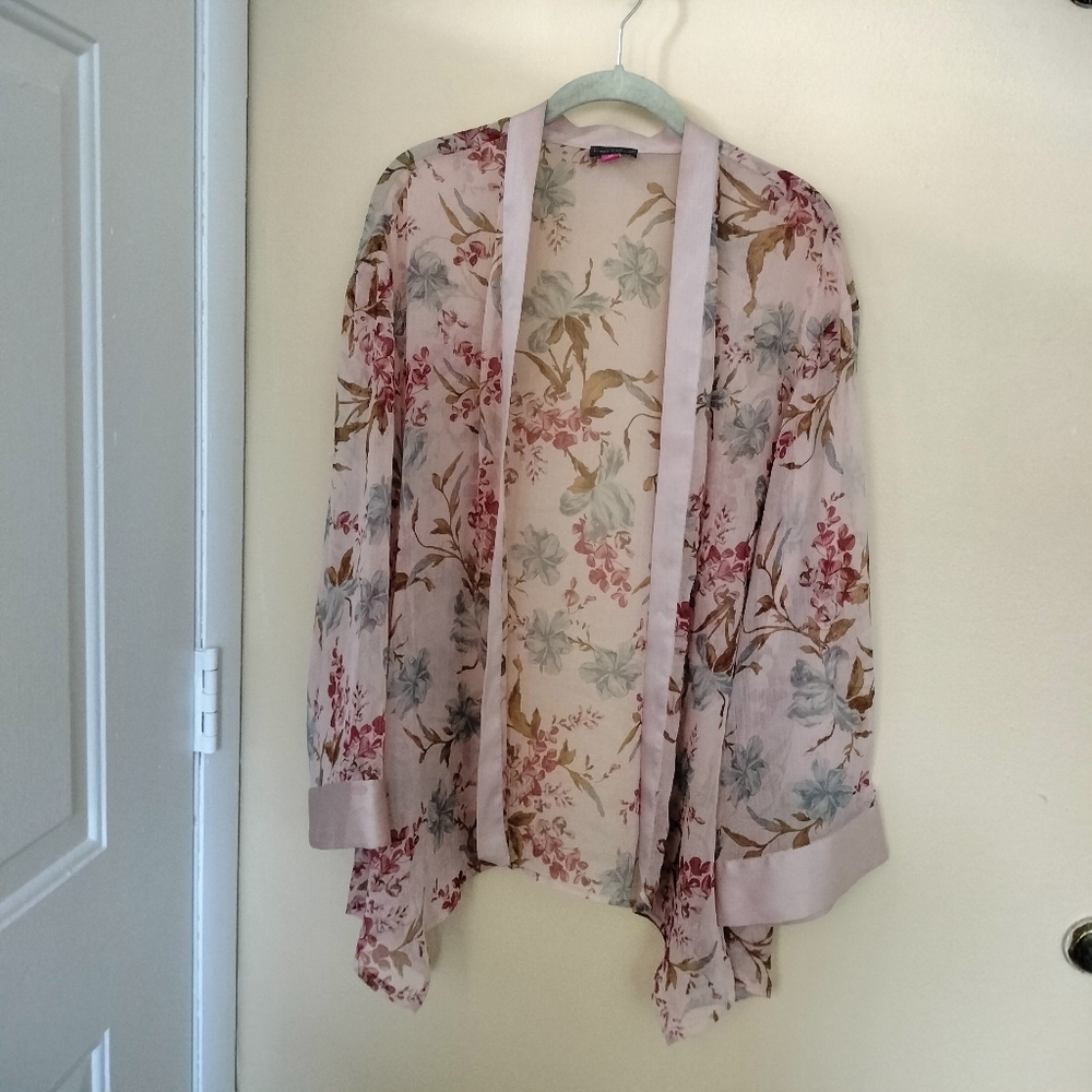 Vince Camuto Wildflower Floral Satin Trim Sheer Kimono M Vacation Swim Cover Up